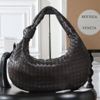 Bottega Veneta Medium Jodie Shoulder Bag In Intrecciato Lambskin Dark Brown