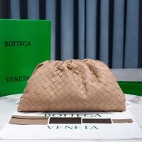 Bottega Veneta Pouch with Detachable Card Case In Intrecciato Lambskin Cherry