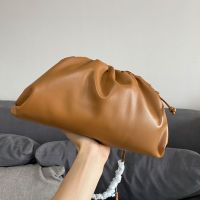 Bottega Veneta Pouch with Strap In Calfskin Caramel