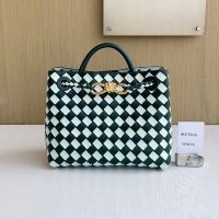 Bottega Veneta Small Andiamo Top Handle Bag In Intrecciato Leather Green/White