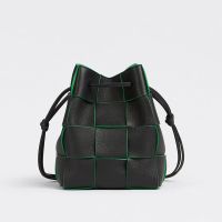 Bottega Veneta Small Cassette Bucket Bag In Intreccio Grained Calfskin Black/Green