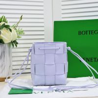 Bottega Veneta Small Cassette Bucket Bag In Intreccio Lambskin Violet