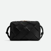 Bottega Veneta Small Cassette Camera Bag In Intreccio Leather Black