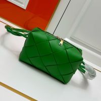 Bottega Veneta Small Cassette Camera Bag In Intreccio Leather Green