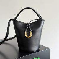 Bottega Veneta Small Liberta Bucket Bag In Smooth Calfskin Black