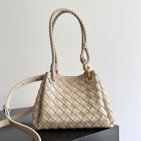 Bottega Veneta Small Parachute Shoulder Bag In Intrecciato Leather Light Brown