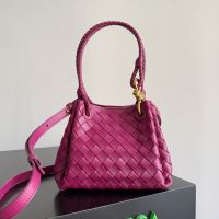 Bottega Veneta Small Parachute Shoulder Bag In Intrecciato Leather Rose
