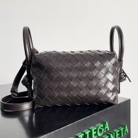 Bottega Veneta Loop Top Handle Crossbody Bag In Intrecciato Leather Coffee