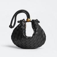 Bottega Veneta Small Turn Pouch In Intreccio Lambskin Black