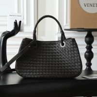 Bottega Veneta Basket Bag In Intrecciato Lambskin Dark Brown