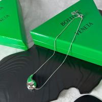 Bottega Veneta Drop Pendant Necklace In Metal Silver