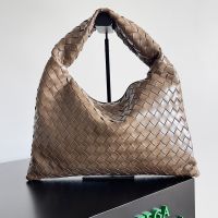 Bottega Veneta Small Hop Shoulder Bag In Intrecciato Leather Brown