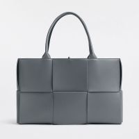 Bottega Veneta Medium Arco Tote 36 In Intreccio Lambskin Grey