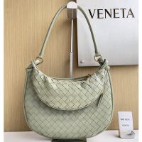 Bottega Veneta Medium Gemelli Shoulder Bag In Intrecciato Leather Light Green