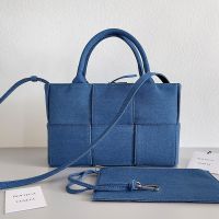 Bottega Veneta Mini Arco Tote 25 with Detachable Strap In Intreccio Denim Blue