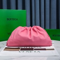 Bottega Veneta Pouch In Calfskin Pink