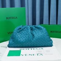 Bottega Veneta Pouch with Detachable Card Case In Intrecciato Lambskin Blue