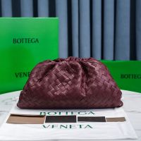 Bottega Veneta Pouch with Detachable Card Case In Intrecciato Lambskin Burgundy
