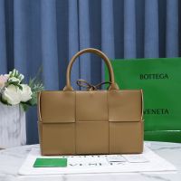 Bottega Veneta Small Arco Tote 30 In Intreccio Lambskin Brown/Pink