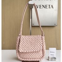 Bottega Veneta Small Cobble Shoulder Bag In Intreccio Leather Pink