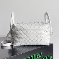 Bottega Veneta Loop Top Handle Crossbody Bag In Intrecciato Leather White
