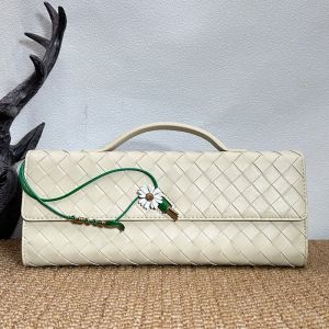 Bottega Veneta Andiamo Clutch with Daisy Flower Closure In Intrecciato Leather White