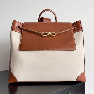 Bottega Veneta Large Andiamo Backpack In Canvas and Smooth Calfskin Beige/Brown