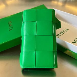 Bottega Veneta Long Cassette Wallet In Intrecciato Calfskin Green